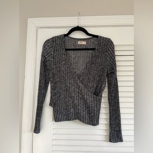 Hollister Wrap Long Sleeve